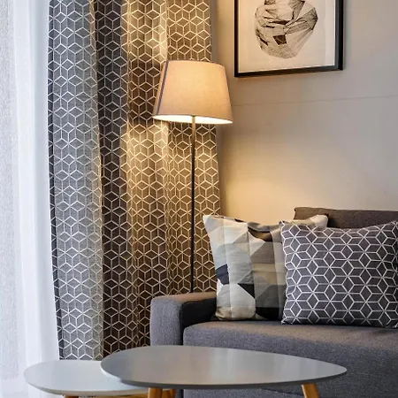 Apartment Jaktorowska Charming Studio Warsaw