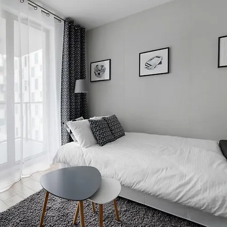 Jaktorowska Charming Studio *